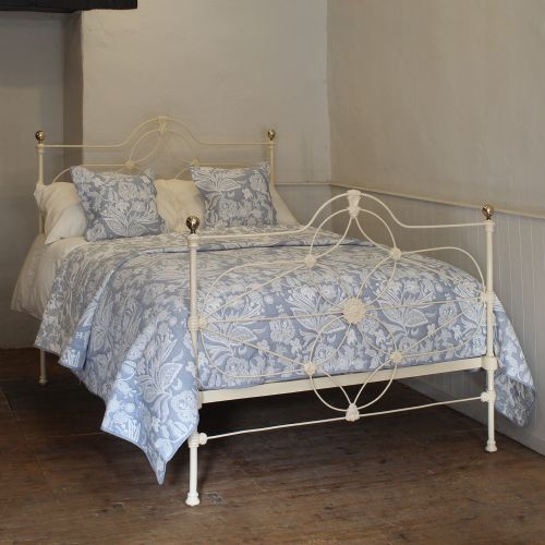 Double Cast Iron Antique Bed in Cream