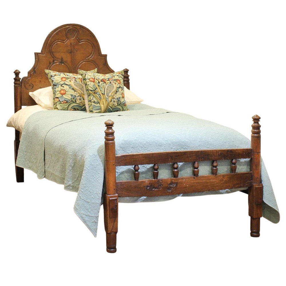 A Rustic Oak Single Bed