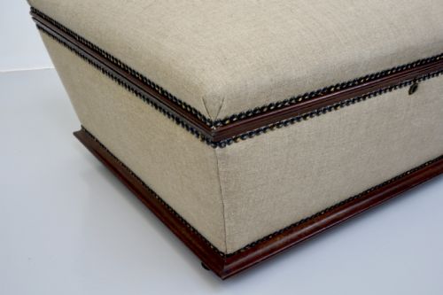 BOX OTTOMAN - ADDITIONAL PHOTO 2