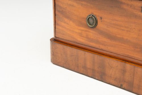 MAHOGANY CHEST - ADDITIONAL PHOTO 5