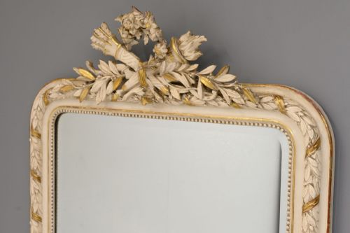 CRESTED MIRROR - ADDITIONAL PHOTO 1