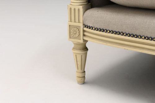 PAINTED FRENCH SETTEE - ADDITIONAL PHOTO 3
