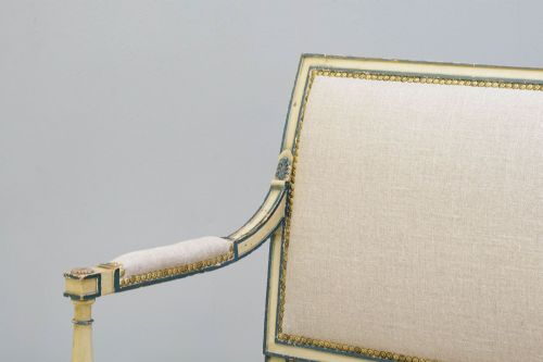 TWO SEAT SETTEE - ADDITIONAL PHOTO 4