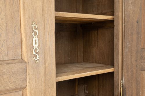CHESTNUT CUPBOARD - ADDITIONAL PHOTO 4