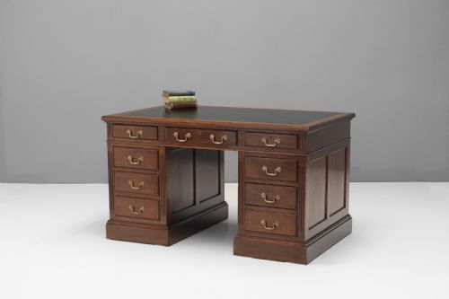 MAHOGANY PEDESTAL DESK