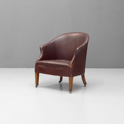 LEATHER TUB CHAIR