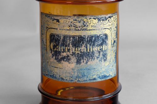 PAIR OF FRENCH AMBER GLASS APOTHECARY JARS - ADDITIONAL PHOTO 6