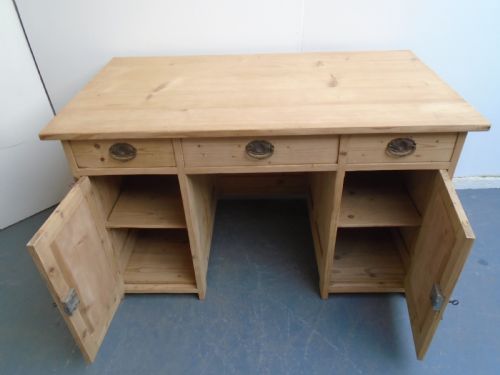 A LARGE ANTIQUE OLD PINE PANELLED VICTORIAN OFFICE DESK TO PAINT WAX - ADDITIONAL PHOTO 9