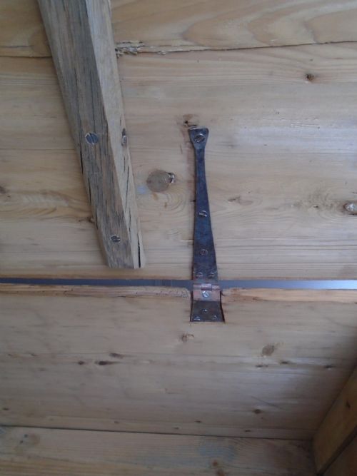 A LARGE GEORGIAN ANTIQUE PINE WAXED MULE CHEST - ADDITIONAL PHOTO 4