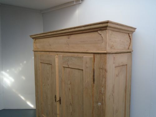 GREAT GEORGIAN PANELLED ANTIQUEOLD PINE 2 DOOR KNOCKDOWN WARDROBE TO WAXPAINT - ADDITIONAL PHOTO 1