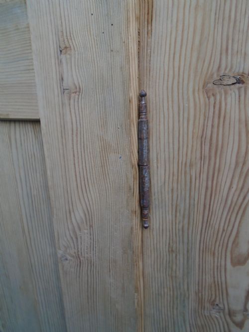 GREAT GEORGIAN PANELLED ANTIQUEOLD PINE 2 DOOR KNOCKDOWN WARDROBE TO WAXPAINT - ADDITIONAL PHOTO 9