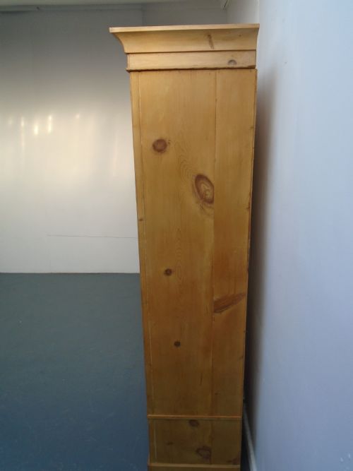 A WAXED PRETTY VICTORIAN ANTIQUEOLD PINE 1 DOOR 1 PIECE CHILD'S HALL WARDROBE - ADDITIONAL PHOTO 7