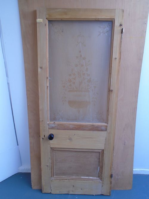 A GREAT VICTORIAN ETCHED BATHROOM ENSUITE UTILITY DOOR TO WAXPAINT - ADDITIONAL PHOTO 5