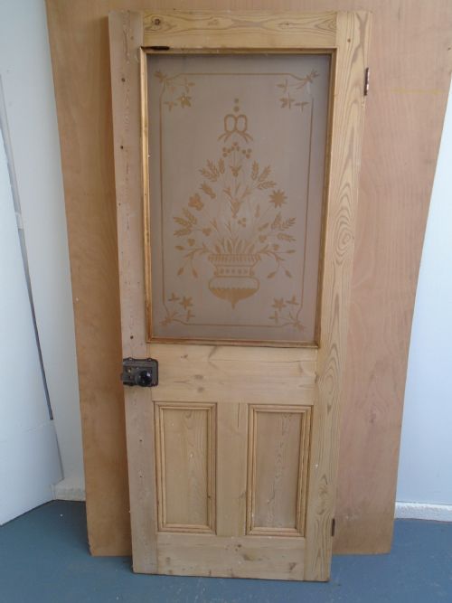 A FABULOUS VICTORIAN ETCHED BATHROOM ENSUITE UTILITY DOOR TO WAXPAINT - ADDITIONAL PHOTO 2