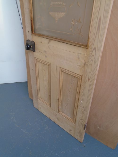 A FABULOUS VICTORIAN ETCHED BATHROOM ENSUITE UTILITY DOOR TO WAXPAINT - ADDITIONAL PHOTO 3