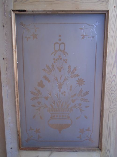 A FABULOUS VICTORIAN ETCHED BATHROOM ENSUITE UTILITY DOOR TO WAXPAINT - ADDITIONAL PHOTO 4