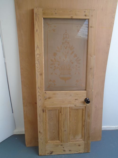 A FABULOUS VICTORIAN ETCHED BATHROOM ENSUITE UTILITY DOOR TO WAXPAINT - ADDITIONAL PHOTO 8