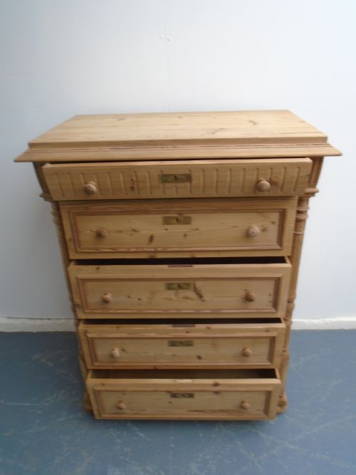 A VICTORIAN ANTIQUE OLD PINE TALL 5 DRAWER CHEST OF DRAWERS TO WAX PAINT - ADDITIONAL PHOTO 8