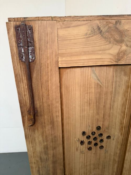 A SUPERB GEORGIAN ANTIQUEOLD PINE 2 DOOR KITCHEN STORAGE CUPBOARD TO WAXPAINT - ADDITIONAL PHOTO 6