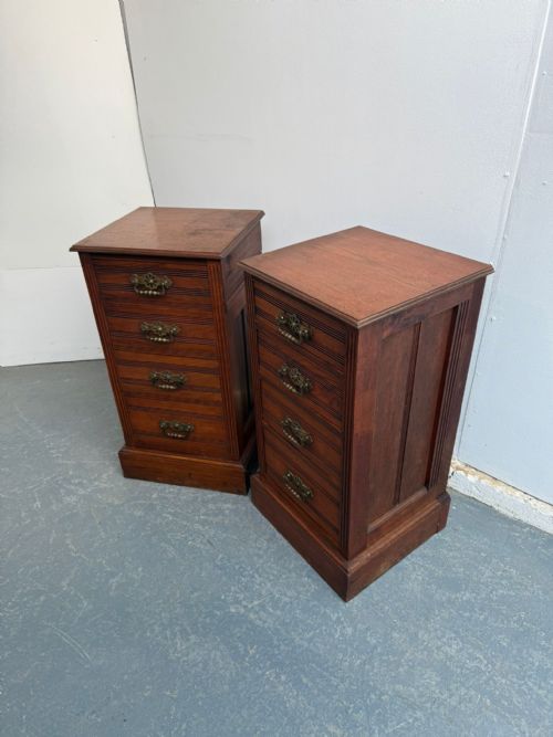 A Superb Pair of Waxed Edwardian Mahogany 4 Drawer Bedside Cabinets