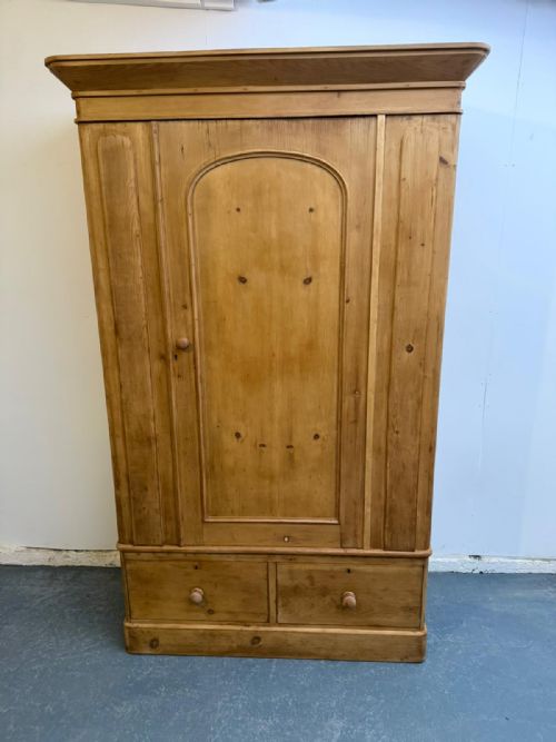 A SUPER VICTORIAN ANTIQUE OLD PINE CLASSIC ENGLISH 4 PIECE WARDROBE - ADDITIONAL PHOTO 3