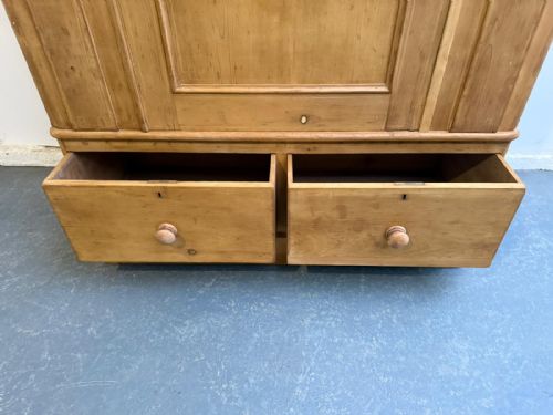 A SUPER VICTORIAN ANTIQUE OLD PINE CLASSIC ENGLISH 4 PIECE WARDROBE - ADDITIONAL PHOTO 6