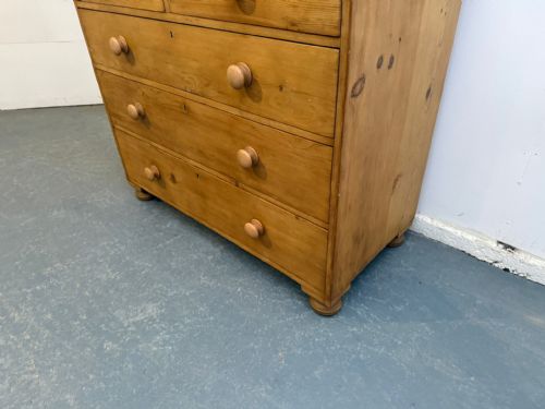 A FABULOUS ANTIQUE OLD PINE VICTORIAN LARGE WAXED 5 DRAWER CHEST OF DRAWERS - ADDITIONAL PHOTO 3