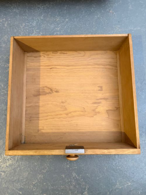 A FABULOUS ANTIQUE OLD PINE VICTORIAN LARGE WAXED 5 DRAWER CHEST OF DRAWERS - ADDITIONAL PHOTO 7