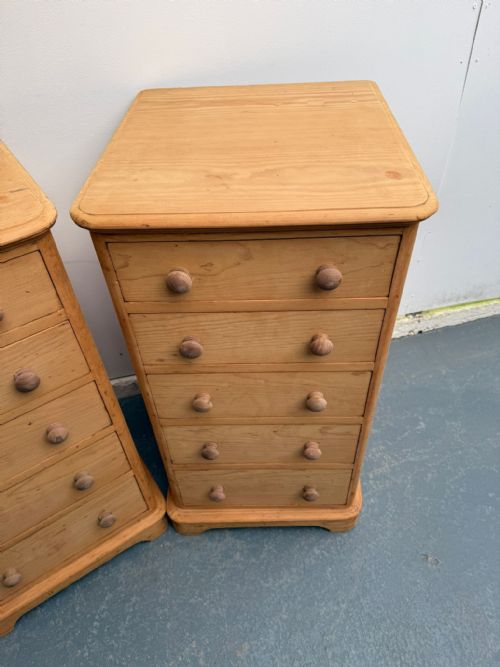 A RARE PAIR OF ANTIQUEOLD PINE VICTORIAN 5 DRAWER CHEST OF DRAWERS TO WAXPAINT - ADDITIONAL PHOTO 3