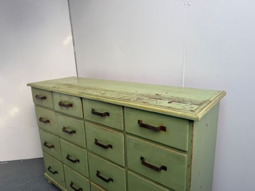 A LOVELY ORIGINAL ANTIQUE OLD PINE PAINTED LIGHT GREEN 16 DRAWER SHOP FITTING - ADDITIONAL PHOTO 1
