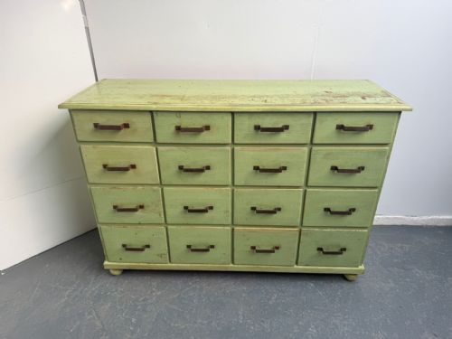A LOVELY ORIGINAL ANTIQUE OLD PINE PAINTED LIGHT GREEN 16 DRAWER SHOP FITTING - ADDITIONAL PHOTO 4