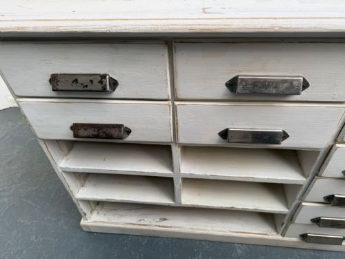 AN ORIGINALLY PAINTED WHITE HUNGARIAN VICTORIAN PINE SHOP FITTING - ADDITIONAL PHOTO 7