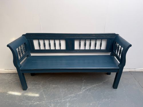 A LOVELY PAINTED BLUE ORIGINAL VICTORIAN PINE HUNGARIAN 3 SEATER BENCH - ADDITIONAL PHOTO 5