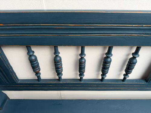 A LOVELY PAINTED BLUE ORIGINAL VICTORIAN PINE HUNGARIAN 3 SEATER BENCH - ADDITIONAL PHOTO 6