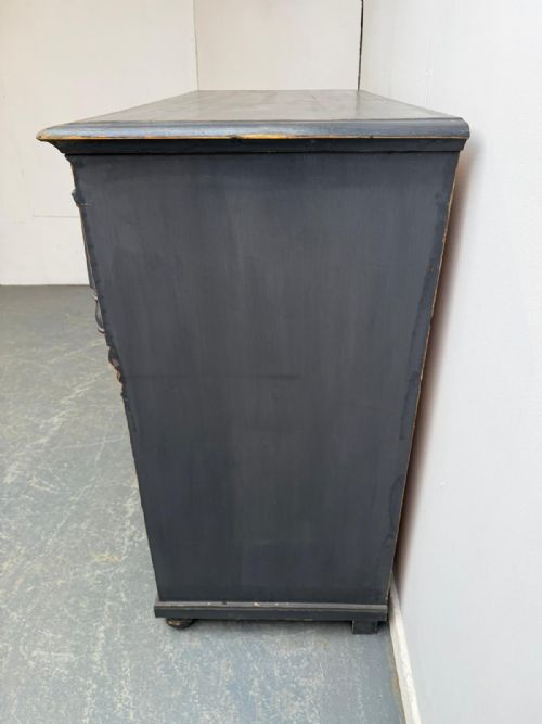 A GENUINE ANTIQUE PINE VICTORIAN LIGHT GREY MASSIVE 5 DRAWER CHEST OF DRAWERS - ADDITIONAL PHOTO 6