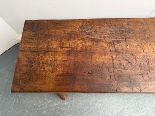 A NARROW HUNGARIAN ANTIQUE OAKHARDWOOD PIG BENCH 140CM - ADDITIONAL PHOTO 4