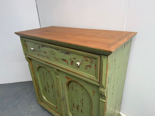 A PRETTY ORIGINALLY PAINTED HUNGARIAN LIGHT GREEN 2 DOOR SHALLOW DRESSER BASE - ADDITIONAL PHOTO 1