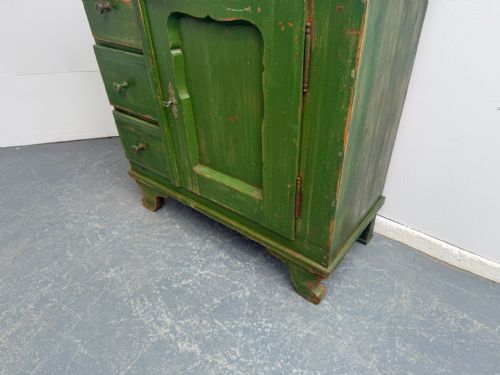 AN AMAZINGLY PAINTED GREEN GEORGIAN 3 DRAWER 1 DOOR ORIGINAL HUNGARIAN CUPBOARD - ADDITIONAL PHOTO 2