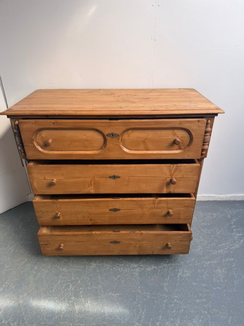 AN AMAZINGLY WAXED HUGE ANTIQUE VICTORIAN HUNGARIAN 4 DRAWER CHEST OF DRAWERS - ADDITIONAL PHOTO 2