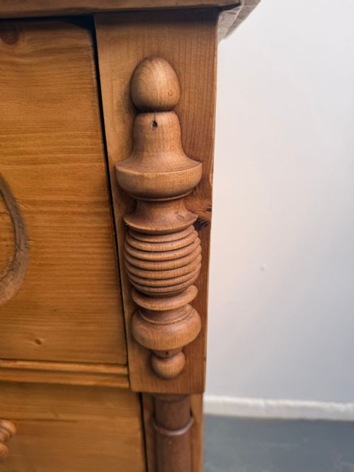 AN AMAZINGLY WAXED HUGE ANTIQUE VICTORIAN HUNGARIAN 4 DRAWER CHEST OF DRAWERS - ADDITIONAL PHOTO 7