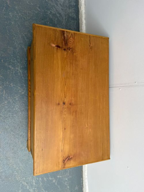 A LOVELY ANTIQUEOLD PINE WAXED VICTORIAN BLANKET BOX - ADDITIONAL PHOTO 7