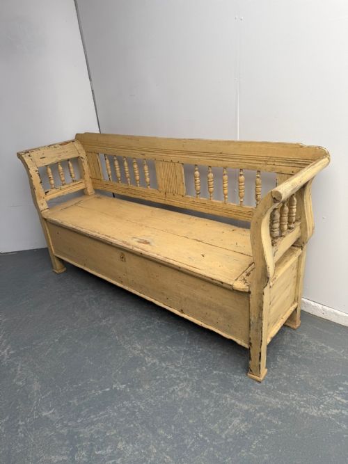 AN ORIGINAL PAINTED CREAM VICTORIAN PINE HUNGARIAN 3 SEATER BOX SETTLE