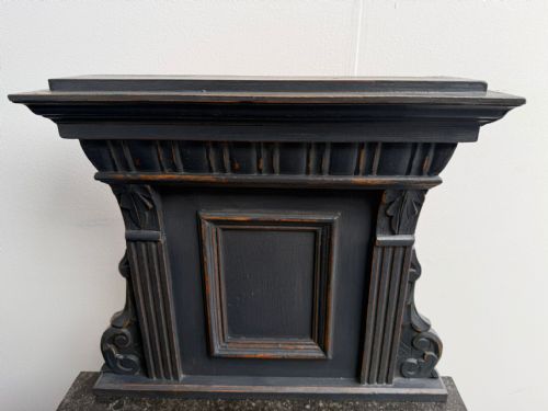 A LOVELY PAIR OF ORIGINAL HUNGARIAN ANTIQUE OAK PINE MARBLE BEDSIDE CABINETS - ADDITIONAL PHOTO 3