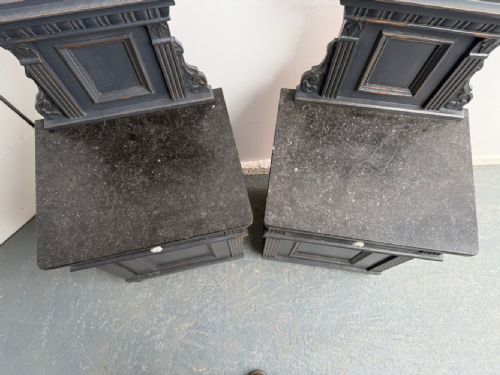 A LOVELY PAIR OF ORIGINAL HUNGARIAN ANTIQUE OAK PINE MARBLE BEDSIDE CABINETS - ADDITIONAL PHOTO 8