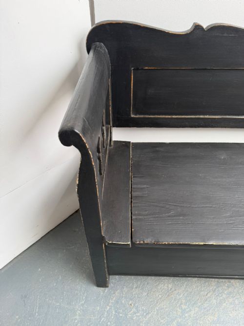 A GENUINE HUNGARIAN ANTIQUE OLD PINE PAINTED BLACK VICTORIAN 3 SEATER BENCH - ADDITIONAL PHOTO 3