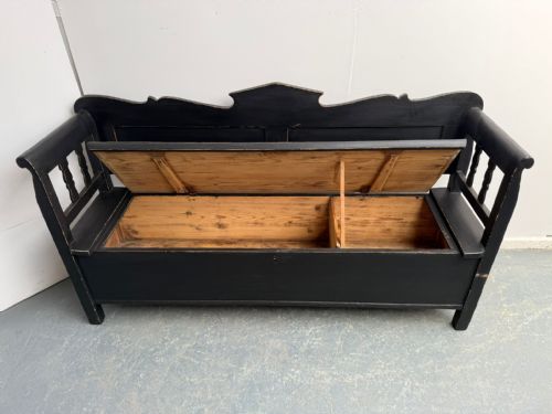 A GENUINE HUNGARIAN ANTIQUE OLD PINE PAINTED BLACK VICTORIAN 3 SEATER BENCH - ADDITIONAL PHOTO 7