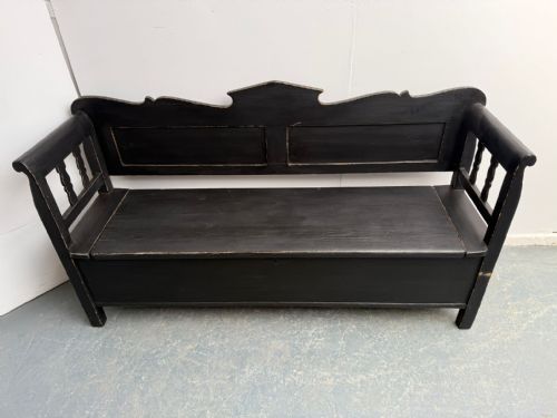 A GENUINE HUNGARIAN ANTIQUE OLD PINE PAINTED BLACK VICTORIAN 3 SEATER BENCH - ADDITIONAL PHOTO 8