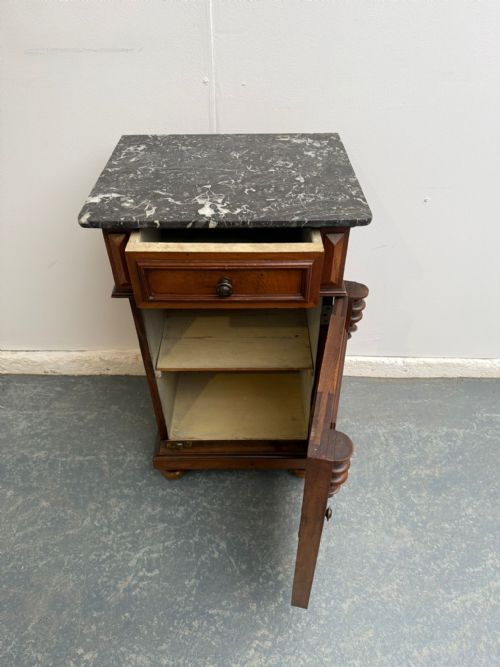 A GENUINE HUNGARIAN WALNUT MARBLE VICTORIAN BEDSIDE CABINET - ADDITIONAL PHOTO 9