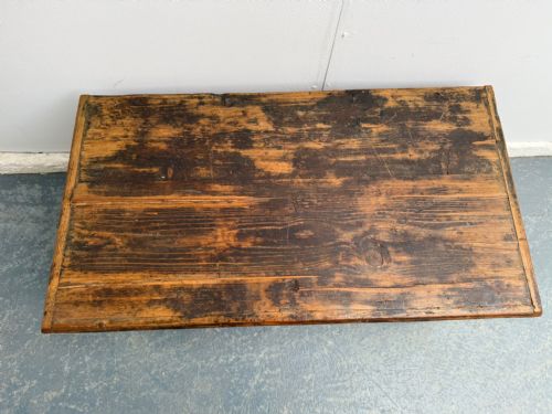 A REGENCY GENUINE HUNGARIAN PAINTED ANTIQUE OLD PINE SMALL BOX - ADDITIONAL PHOTO 4