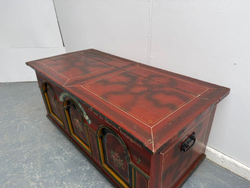 A LOVELY PAINTED ANTIQUE OLD PINE GENUINE HUNGARIAN LARGE BOX - ADDITIONAL PHOTO 2